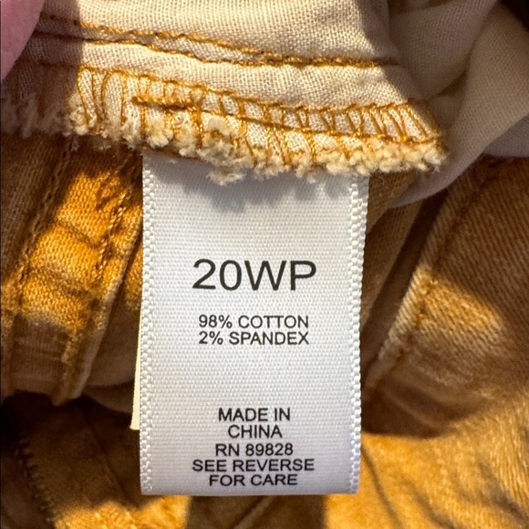 LOGO by Lori Goldstein Harvest Gold Stretch Boyfriend Cargo Jeans Size 20WP - Picture 7 of 11